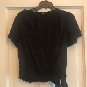 Express tie waist top